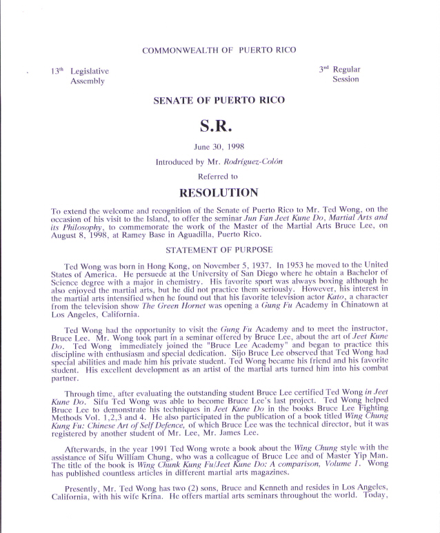 1998 - Le Sénat de Puerto Rico remet à Ted Wong une reconnaissance officielle.  
